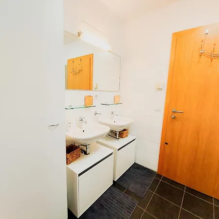Schoenblick Manuela1 Apartment
